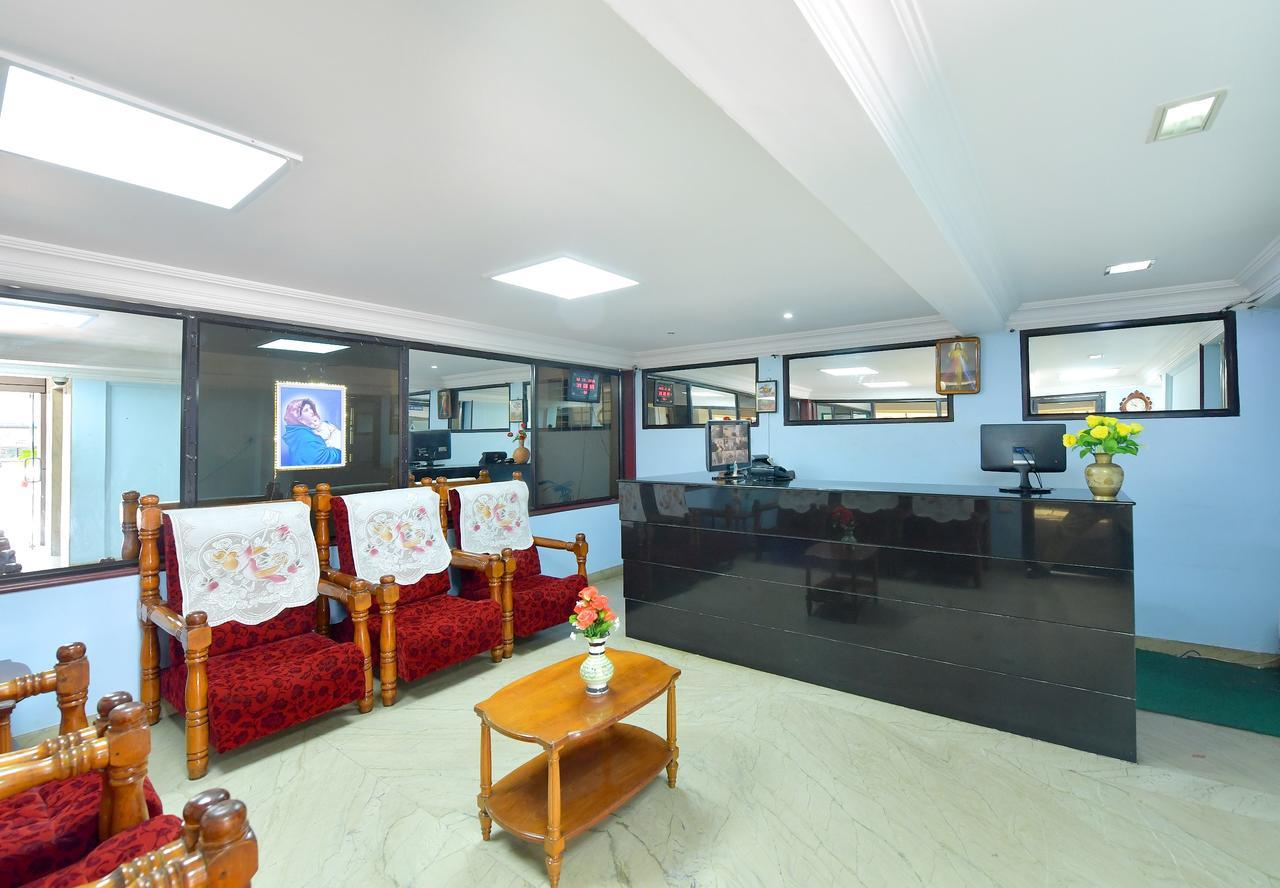 Hotel Elisa International Tourist Home Thiruvananthapuram Exterior photo